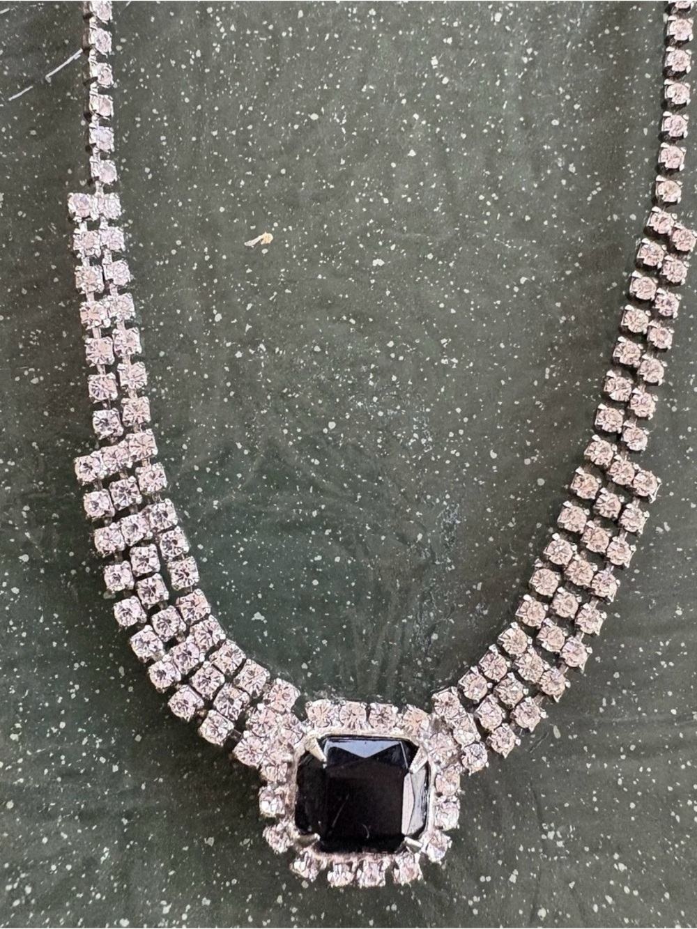 Elegant Black Stone and Clear Crystal Collar Necklace - Women Jewelry
